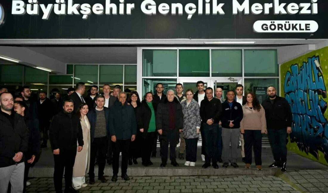 Bursa Büyükşehir Belediye Başkanı Mustafa Bozbey, eşi Seden Bozbey ile