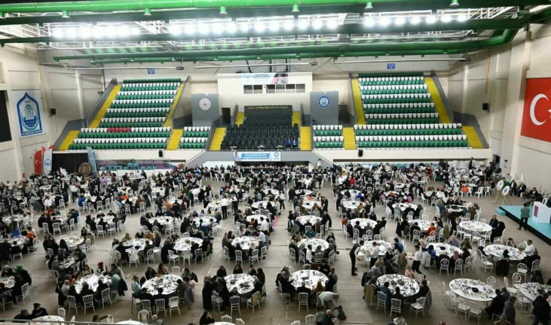 Başkan Yılmaz, şehit aileleri ve gazilerle iftarda buluştu Yıldırım Belediyesi, Ramazan etkinlikleri çerçevesinde şehit ve gazi yakınlarını iftar