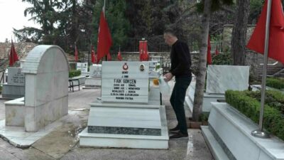 Bursa’da Ramazan Bayramı öncesinde Pınarbaşı ve Hamitler şehitliklerine gelen aileler