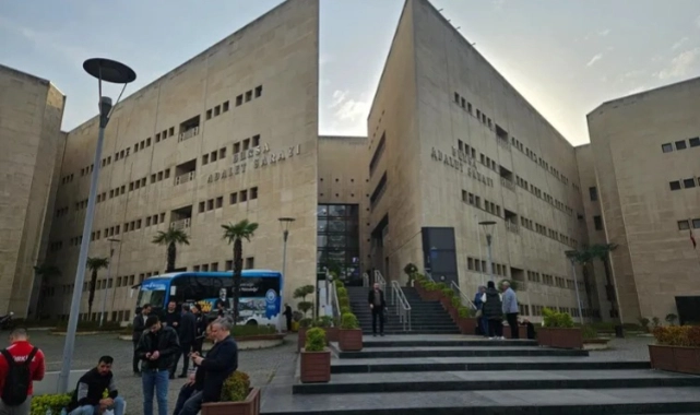 Bursa’da İmamoğlu gösterilerine 19 tutuklama İstanbul Büyükşehir Belediye Başkanı Ekrem İmamoğlu'nun tutuklanmasıyla başlayan gösterilerde Bursa'da