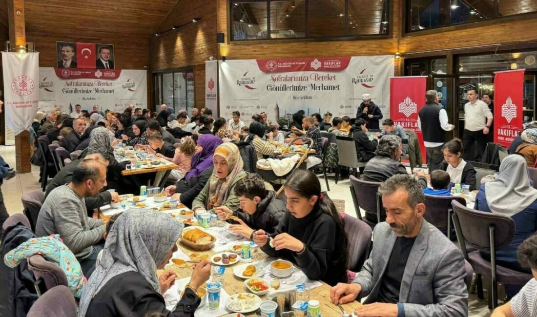 Bursa Vakıflar Bölge Müdürlüğü 125 bin kişiyi aynı sofrada buluşturdu Bursa Vakıflar Bölge Müdürlüğü, Bursa, Bilecik, Sakarya ve Yalova’da kurduğu