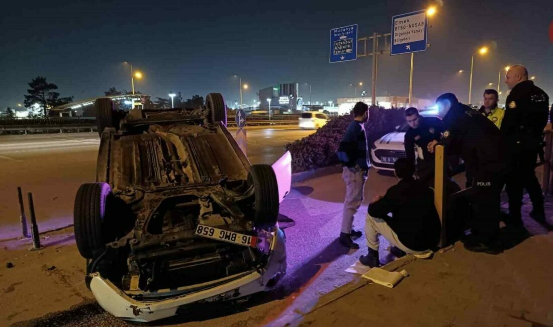 Bursa’da meydana gelen zincirleme kazada 3 otomobil birbirine çarptı. 5