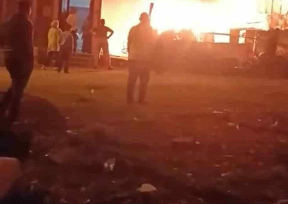 Bursa’da sahur vakti bir barakada yangın çıktı. Kısa sürede büyüyen