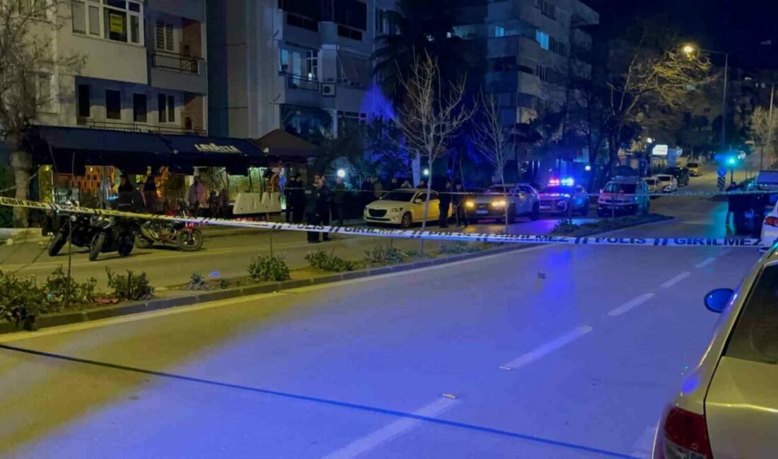 Bursa’da “kız meselesi” tartışmasında silahlar konuştu: 1 yaralı Bursa’da iddiaya göre kız meselesi sebebiyle çıkan silahlı kavgada 1