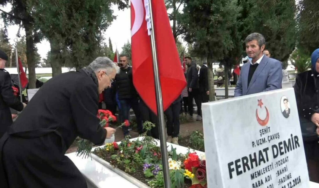 Bursa’daki şehitler unutulmadı Bursa Valiliği, 18 Mart Çanakkale Zaferi ve Şehitleri Anma Günü