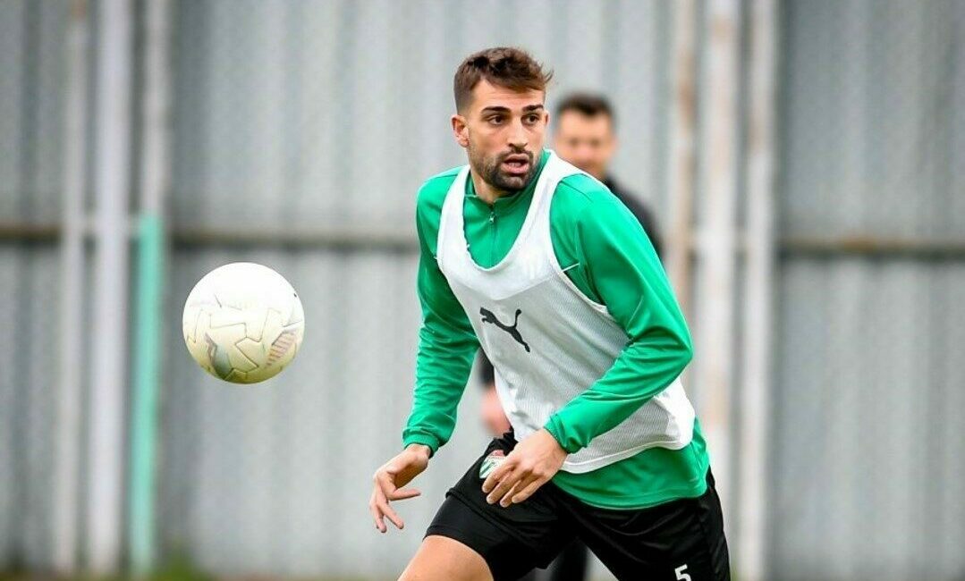 Bursaspor’da Kemerkent Bulvarspor hazırlıkları sürüyor TFF 3. Lig’in 26. haftasında Bursaspor, Kemerkent Bulvarspor ile oynayacağı