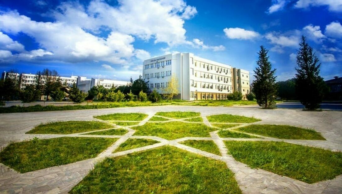 BUÜ’lü akademisyenlerden proje başarısı Bursa Uludağ Üniversitesi (BUÜ) akademisyenlerinden Prof. Dr. Serhat Zaman, Doç.