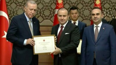 Cumhurbaşkanı Recep Tayyip Erdoğan, büyük ölçekli yatırımı için Karesi Polyester’e