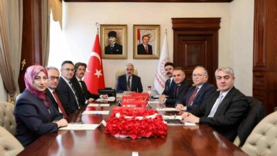 Bursa Valiliği himayesinde dezenformasyonla mücadele çerçevesinde kurumlar arası iş birliği