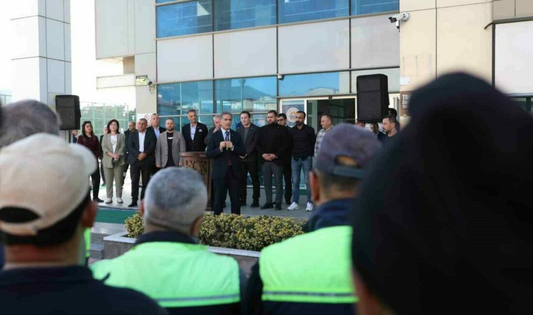Gemlik Belediyesinde yapılan toplu sözleşme sonrası işçi maaşları 42 bin
