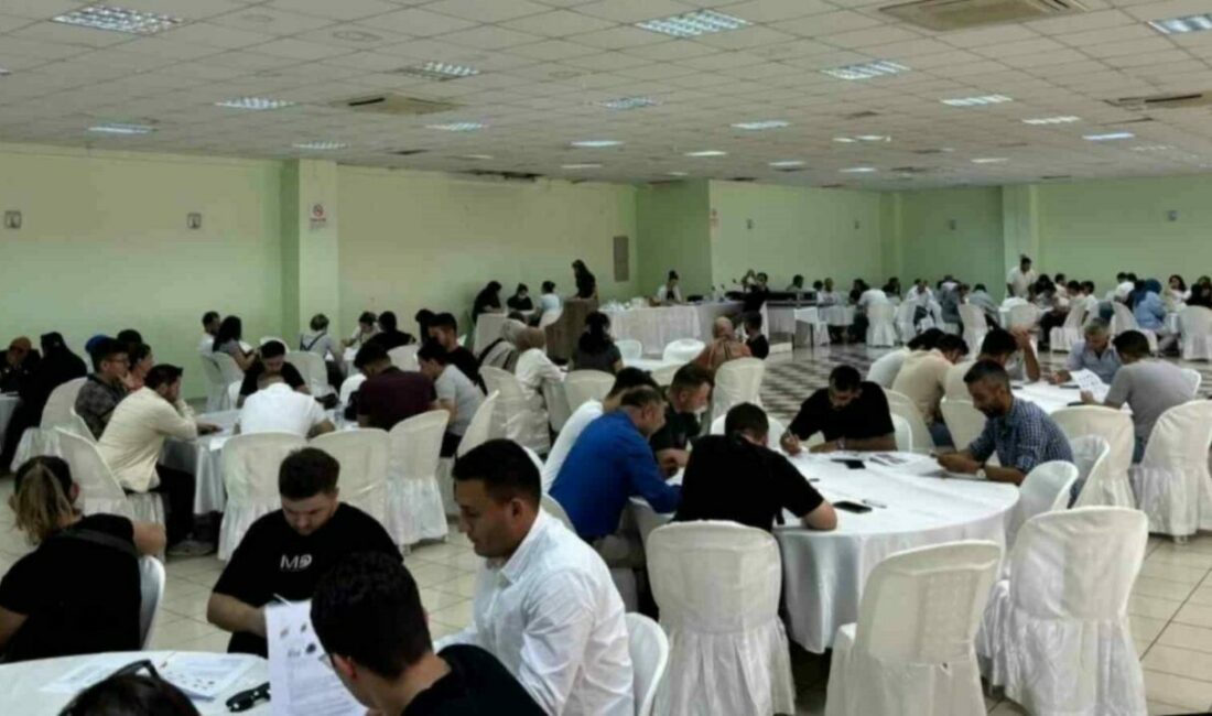 Gemlik Belediyesi, İstihdam Bürosu aracılığıyla iş arayan vatandaşlara destek sunmaya