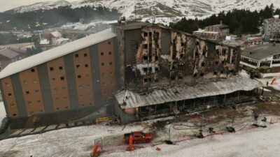 Bursa Uludağ’da 2 kişinin yangında hayatını kaybettiği otelin müdürü gözaltına