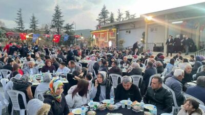 Bursa’da Ramazan ayını 17 ilçede düzenlenen iftar programlarıyla şenlendiren Bursa