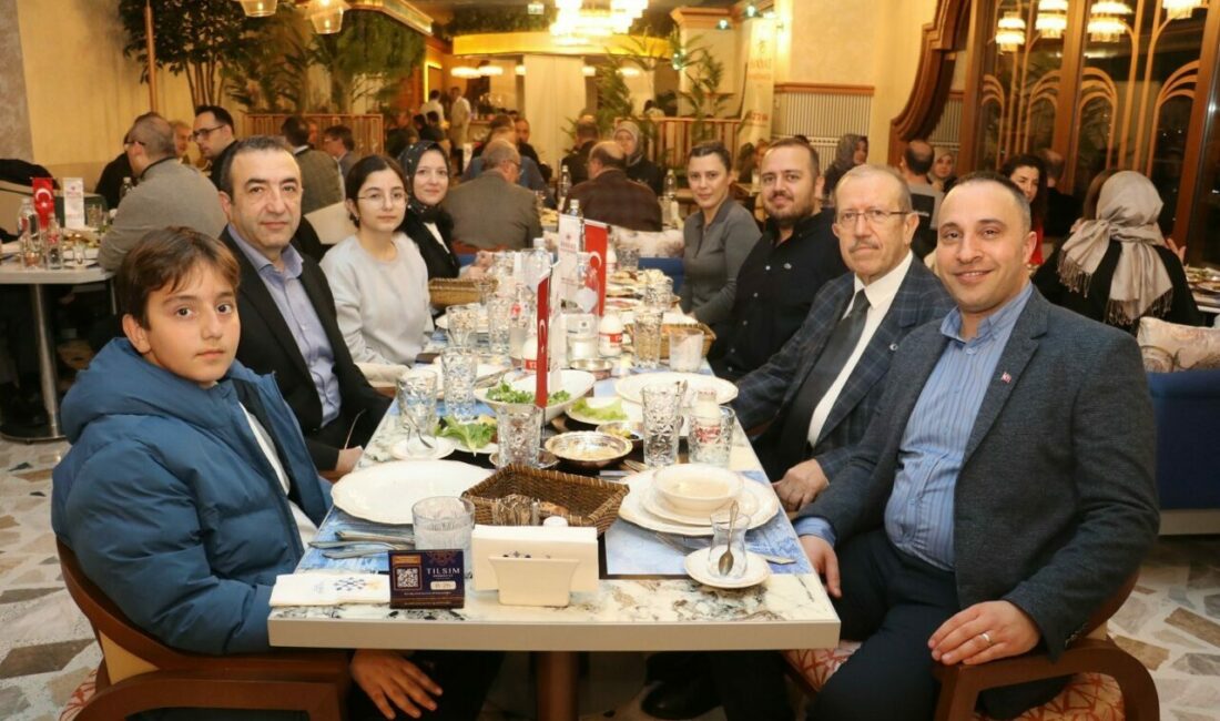 Hayat Hastanesi Tıp Bayramını kutladı Özel Hayat Hastanesi, Tıp Bayramı dolayısıyla çalışanları için bir iftar