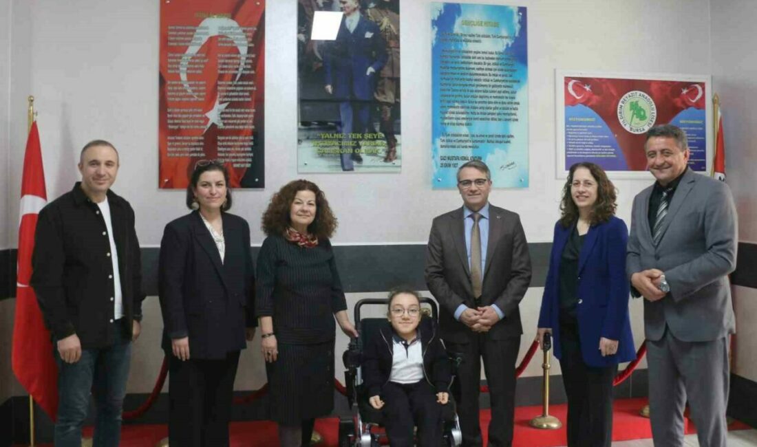 Bursa’da özel gencin akülü araç hayali gerçek oldu. Yıldırım Kaymakamlığı