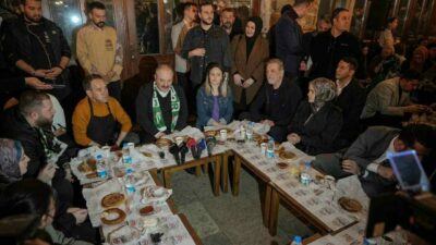 Sosyal medyadan yaptığı paylaşım ile yüzlerce kişiyi bir araya toplayan