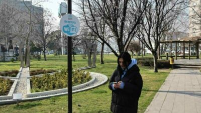 Nilüfer Belediyesi, vatandaşların dijital erişim ihtiyaçlarını karşılamak ve kamusal alanlarda