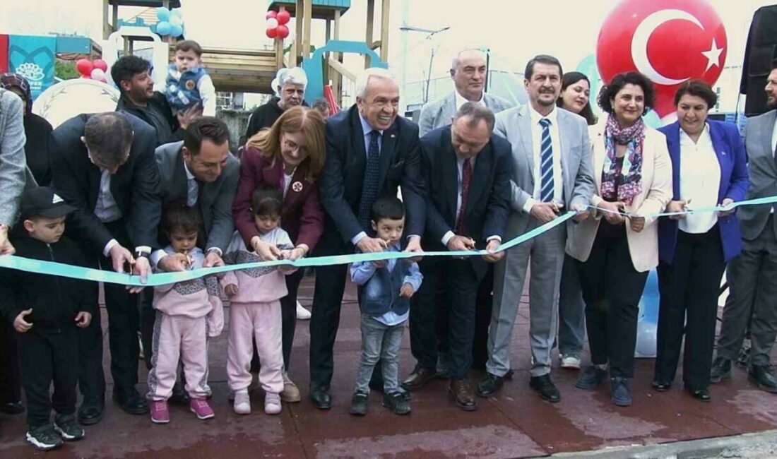 Nilüfer Belediyesi’nden çifte açılış Nilüfer Belediyesi, Işıktepe Mahallesi’nde yapımı tamamlanan Zakkum Parkı ve Işıktepe