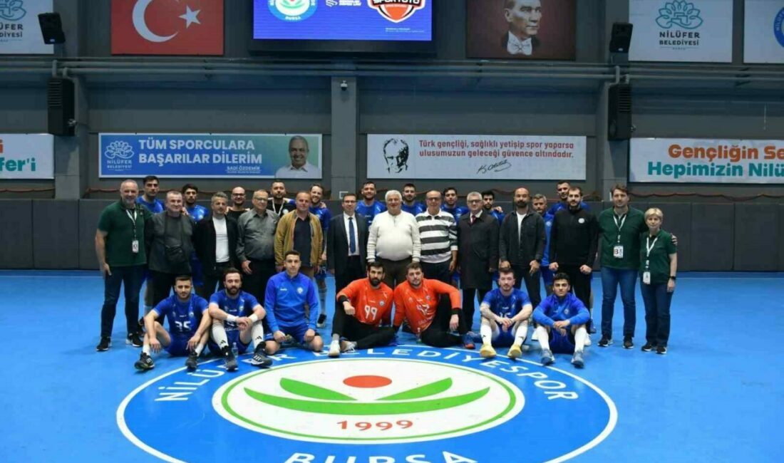 Nilüfer Belediyespor Erkek Hentbol Takımı, erteleme maçında Spor Toto Spor