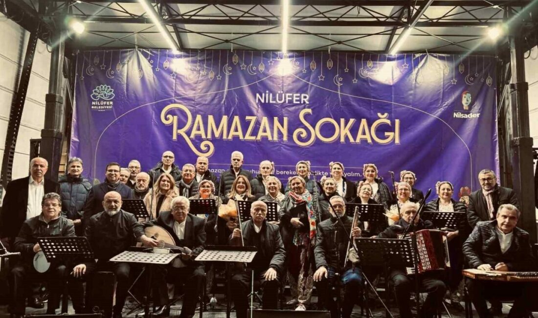 Nilüfer’de ’Balkan Gecesi’ Nilüfer Ramazan Sokağı, Tunaboylular ve Deliormanlılar Derneği Hafize Gün Korosu’nun