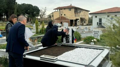 Bursa’nın Mudanya ilçesinde 14 yaşındaki oğlunu kalp krizinden kaybeden Mudanya