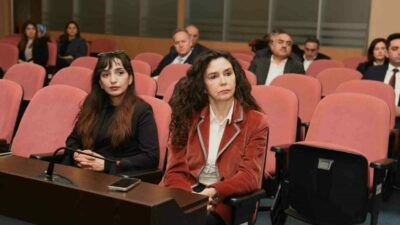 Osmangazi Belediyesi’nde görev yapan yöneticilere Bursa Barosu Kadın Hakları Merkezi,