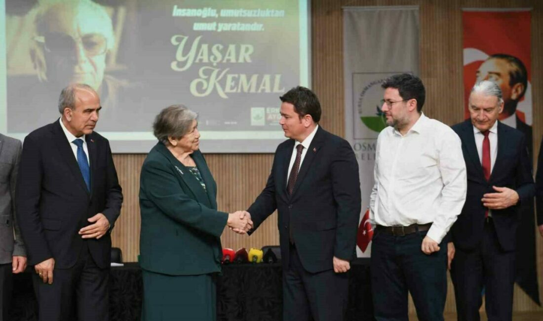 Osmangazi’de yılın aydını Yaşar Kemal oldu Osmangazi Belediyesi 2025 yılını, ‘Yılın Aydını’ olarak belirlediği Yaşar Kemal’e