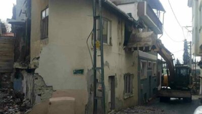 Osmangazi Belediyesi, İvazpaşa Mahallesi’nde can ve mal güvenliği açısından tehlike