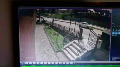 Bursa’da seyir halindeyken hızla yoldan çıkan ve takla atan otomobil