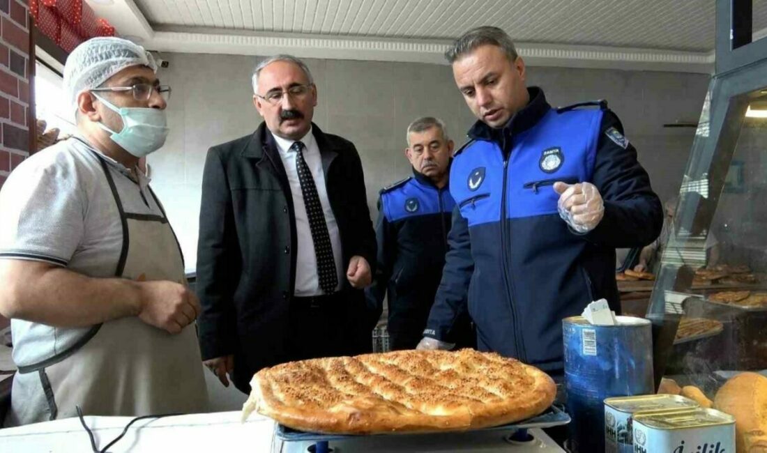 Pideler, gram gram denetlendi Bursa’da Gemlik Belediyesi Zabıta Müdürlüğü ekipleri, Ramazan ayının vazgeçilmezi pidelerde