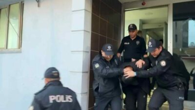 Bursa’da kendilerine gelen ihbarı değerlendiren polis, çok sayıda suç kaydı