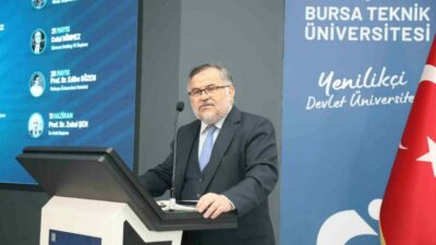 Uludağ Üniversitesi İlahiyat Fakültesi Öğretim Üyesi Prof. Dr. Bilal Kemikli,
