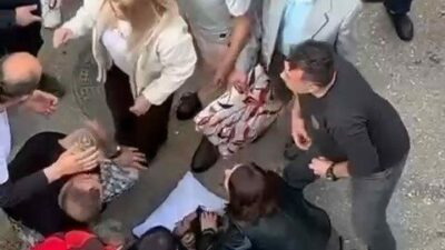 Bursa’da sokakta yürürken kimliği belirsiz bir şahıs tarafından sırtından bıçaklanan