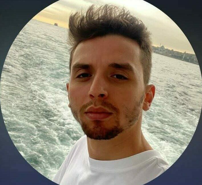 Taş kırma makinesinin içine düşen mühendis hayatını kaybetti Bursa’nın Orhaneli ilçesinde krom fabrikasındaki taş kırma makinesinin içine düşen