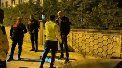 Bursa’nın İnegöl ilçesinde polis ekiplerinin uygulamasından kaçan alkollü sürücü, kovalamaca