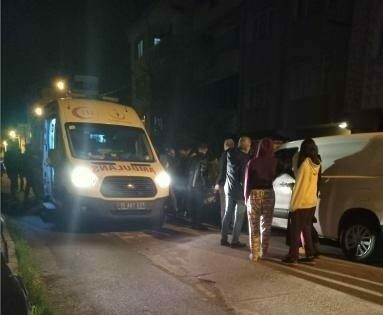 Yolda yürürken araçtan açılan ateş sonucu yaralandı Bursa’nın İnegöl ilçesinde meydana gelen olayda araçtan açılan silahlı saldırıda