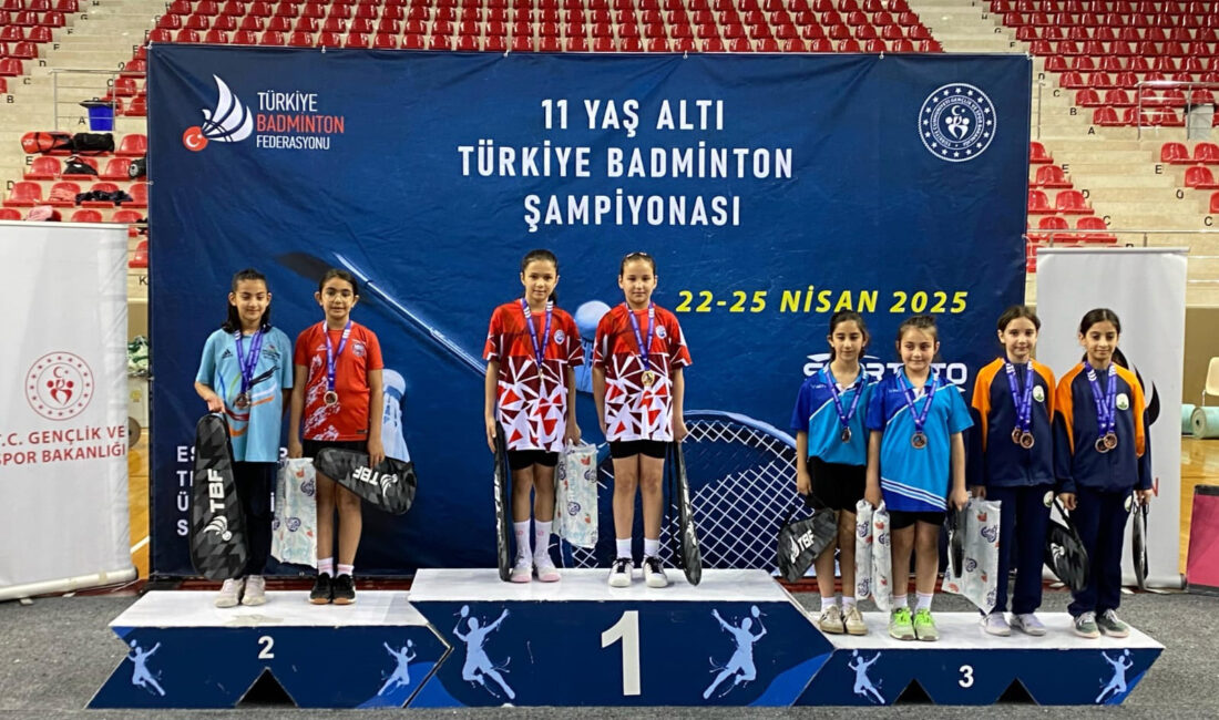 Osmangazi Belediyespor’un genç badmintoncuları göz doldurdu Osmangazi Belediyespor Kulübü’nün genç sporcuları, 11 Yaş Altı Badminton Türkiye