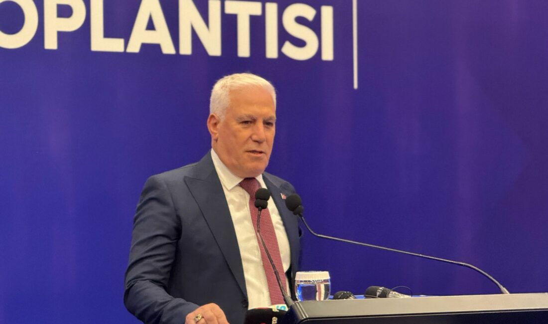 Bozbey sert çıktı: Allah’tan korksunlar, kuldan utansınlar! Bursa Büyükşehir Belediye Başkanı Mustafa Bozbey, "görevden alınırsa yerine kimin