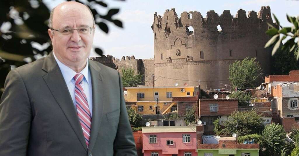 Mustafa Kayhan’ın Ailesi: “Acımıza ortak olan herkese müteşekkiriz “ Geçtiğimiz gün elim bir trafik kazasında hayatını kaybeden Et ve