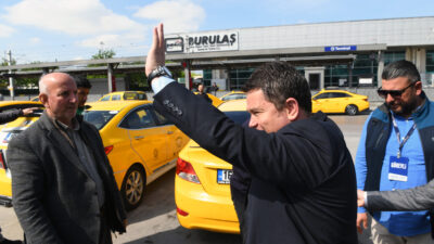 Osmangazi Belediye Başkanı Erkan Aydın, sabahın erken saatlerinde Terminal Taksi