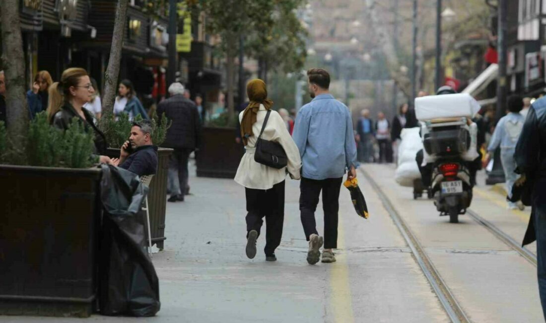 Artık düğünde takılan takılar avukatın Evlenmek isteyenlerin masrafları giderek artarken, boşanmak isteyenler de benzer bir