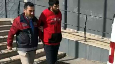 Bursa’da bir okuldan Atatürk büstünü çalan şüpheli Asayiş Şube Müdürlüğü