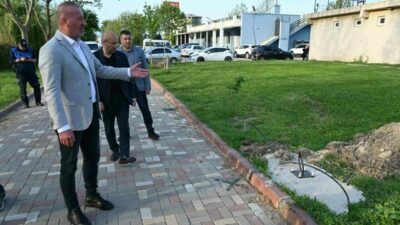 Karacabey Belediyesi, vatandaşların yoğun şekilde kullandığı Atatürk Kültür Parkı’nda kapsamlı