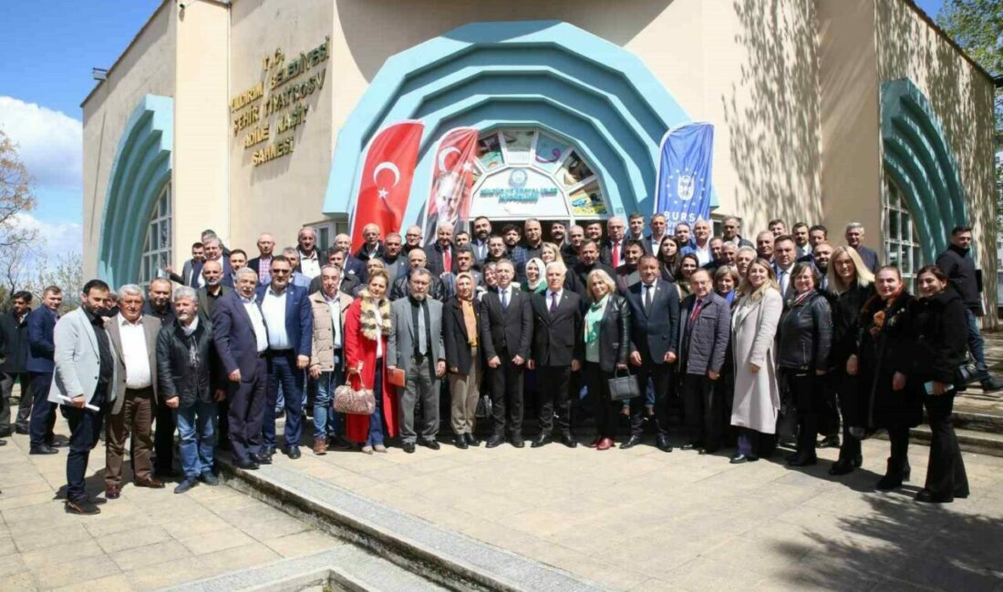 ‘Başkan Bozbey Burada’nın son durağı Piremir Mahallesi oldu ‘Başkan Bozbey Burada’ projesi kapsamında Yıldırım Piremir Mahallesi’nde vatandaşlarla bir