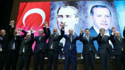 İYİ Parti’den istifa edip AK Parti’ye geçen Yenişehir Belediye Başkanı