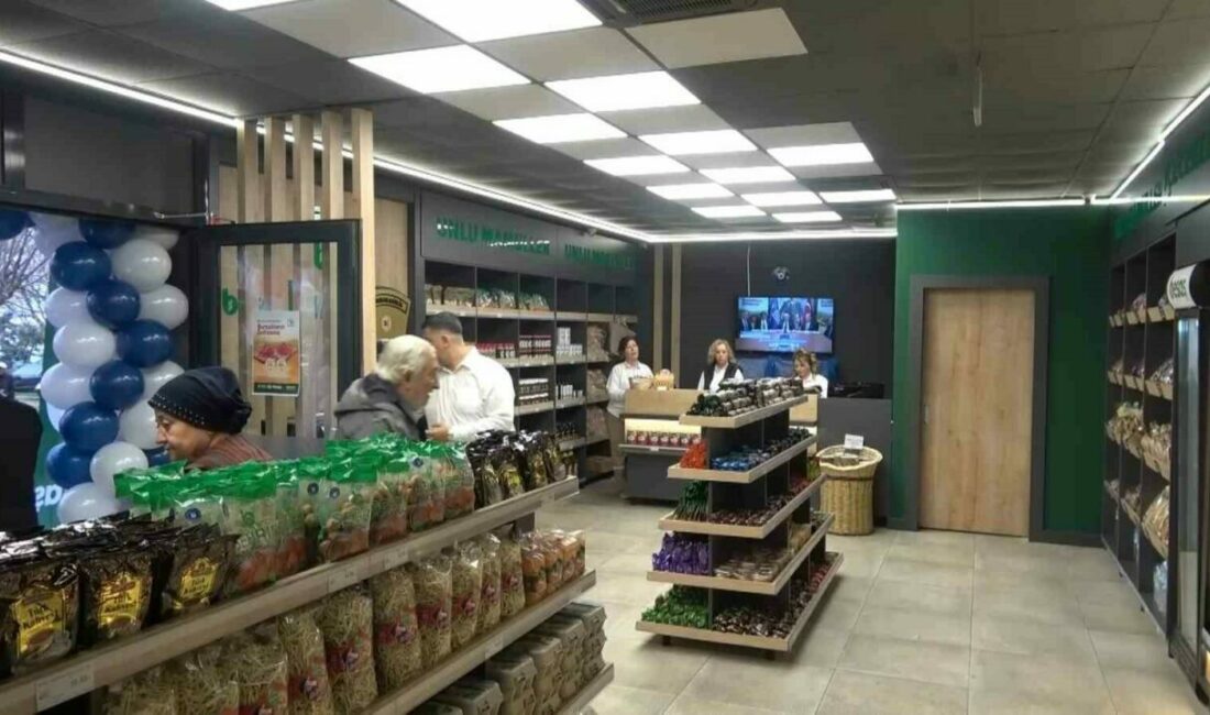 BESAŞ Fabrika Satış Mağazalarının ilk gününden itibaren büyük ilgi gördüğünü