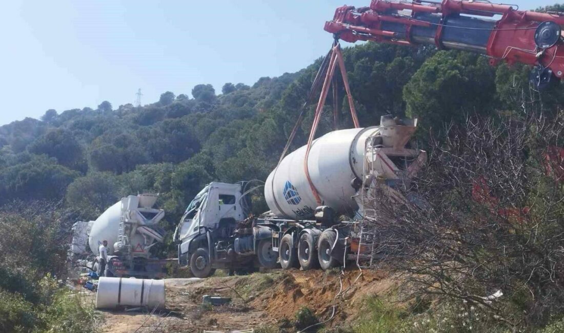 Bursa’nın Gemlik ilçesinde sürücüsünün kontrolünden çıkan beton mikseri yan yattı.