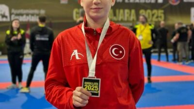 Dünya Karate Federasyonu tarafından düzenlenen Dünya Karate Gençlik Ligi’nde, Bursa