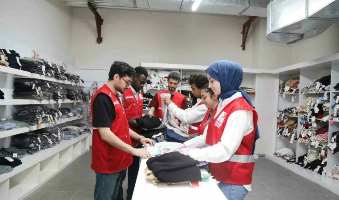 Bursa Teknik Üniversitesinde ihtiyaç sahipleri için butik açıldı Bursa Teknik Üniversitesinde ihtiyaç sahibi öğrenciler için butik açıldı. Bursa