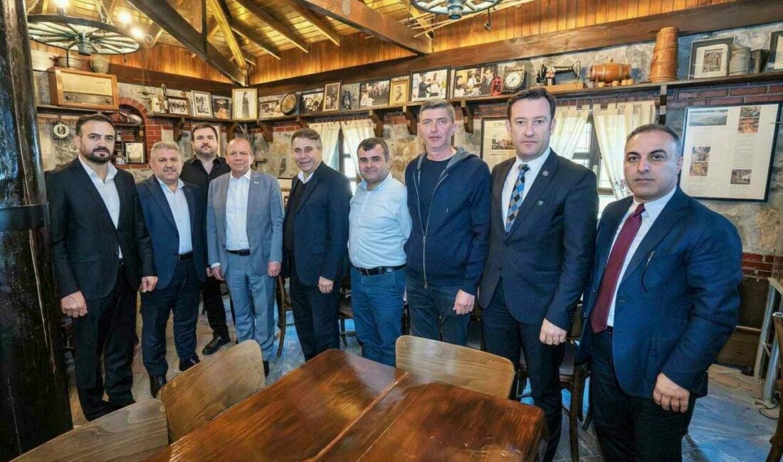 Bursa Ticaret Borsası Yönetim Kurulu Başkanı Özer Matlı ve yönetimi,